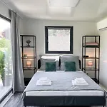 Tiny House Mezi Sklepy Kobylí
