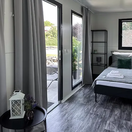 Tiny House Mezi Sklepy *