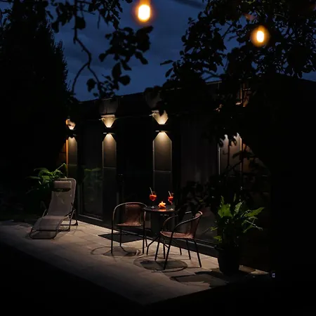 Tiny House Mezi Sklepy 公寓 Kobylí