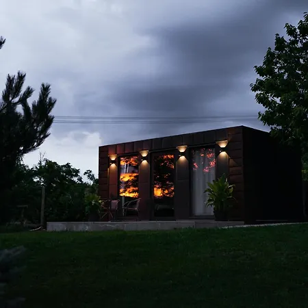 Tiny House Mezi Sklepy *