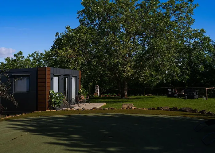 Tiny House Mezi Sklepy *